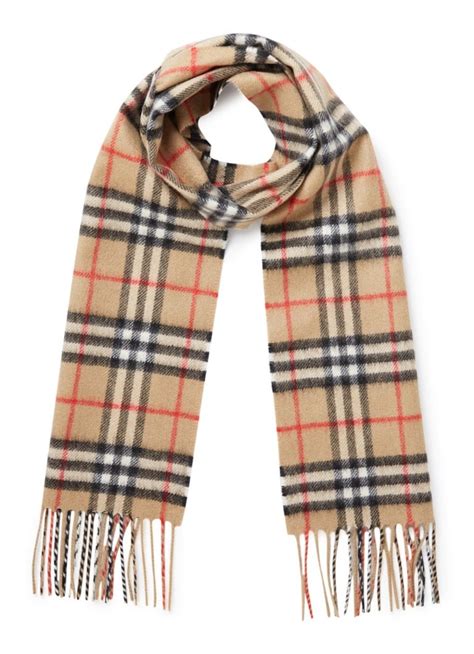 burberry sjaal outlet|Burberry on sale.